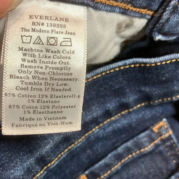 Everlane The Modern Flare jeans - Picture 8 of 11